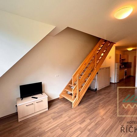 Apartmany Pod Zakletym - Hotel Ricky Екстериор снимка