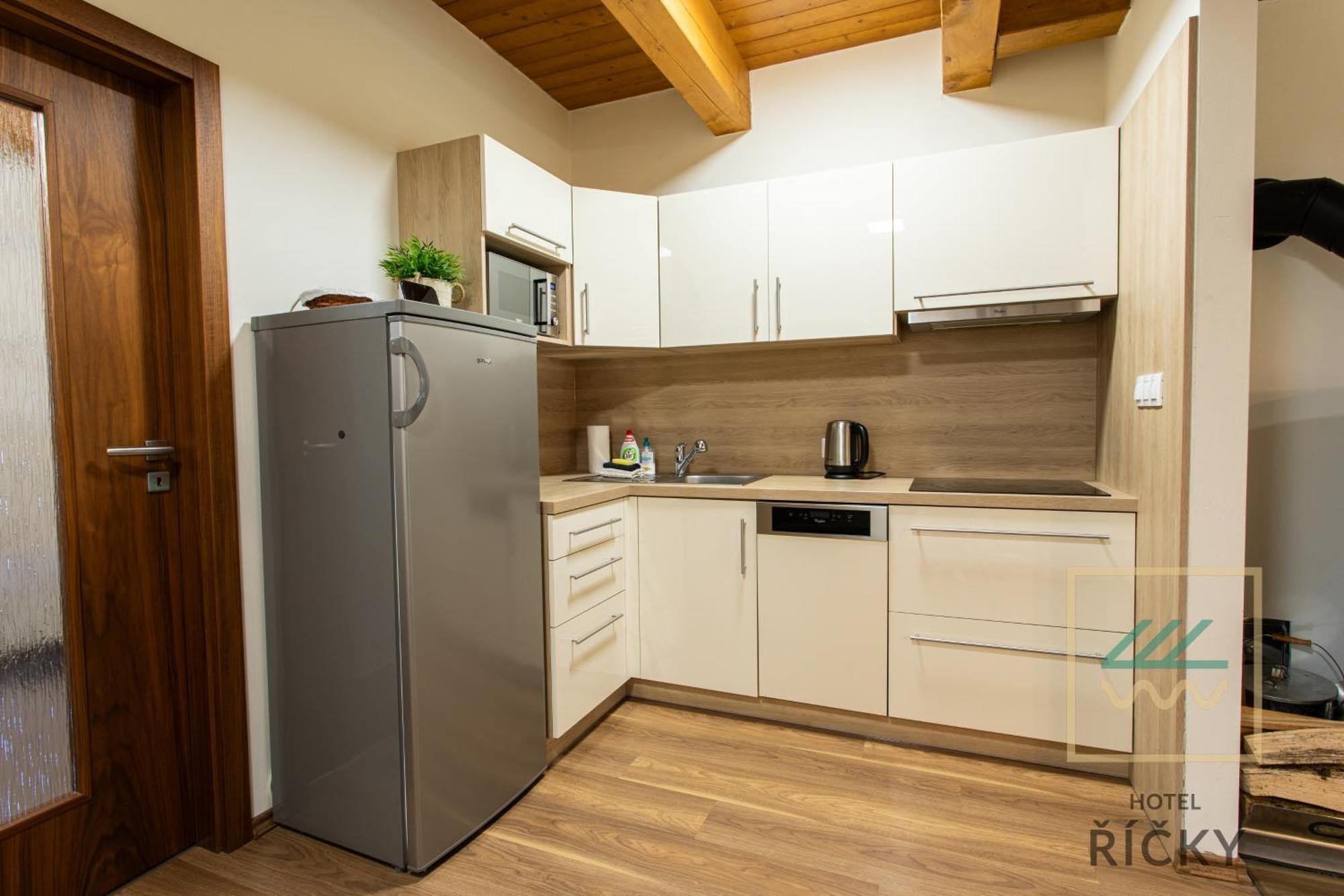 Apartmany Pod Zakletym - Hotel Ricky Екстериор снимка