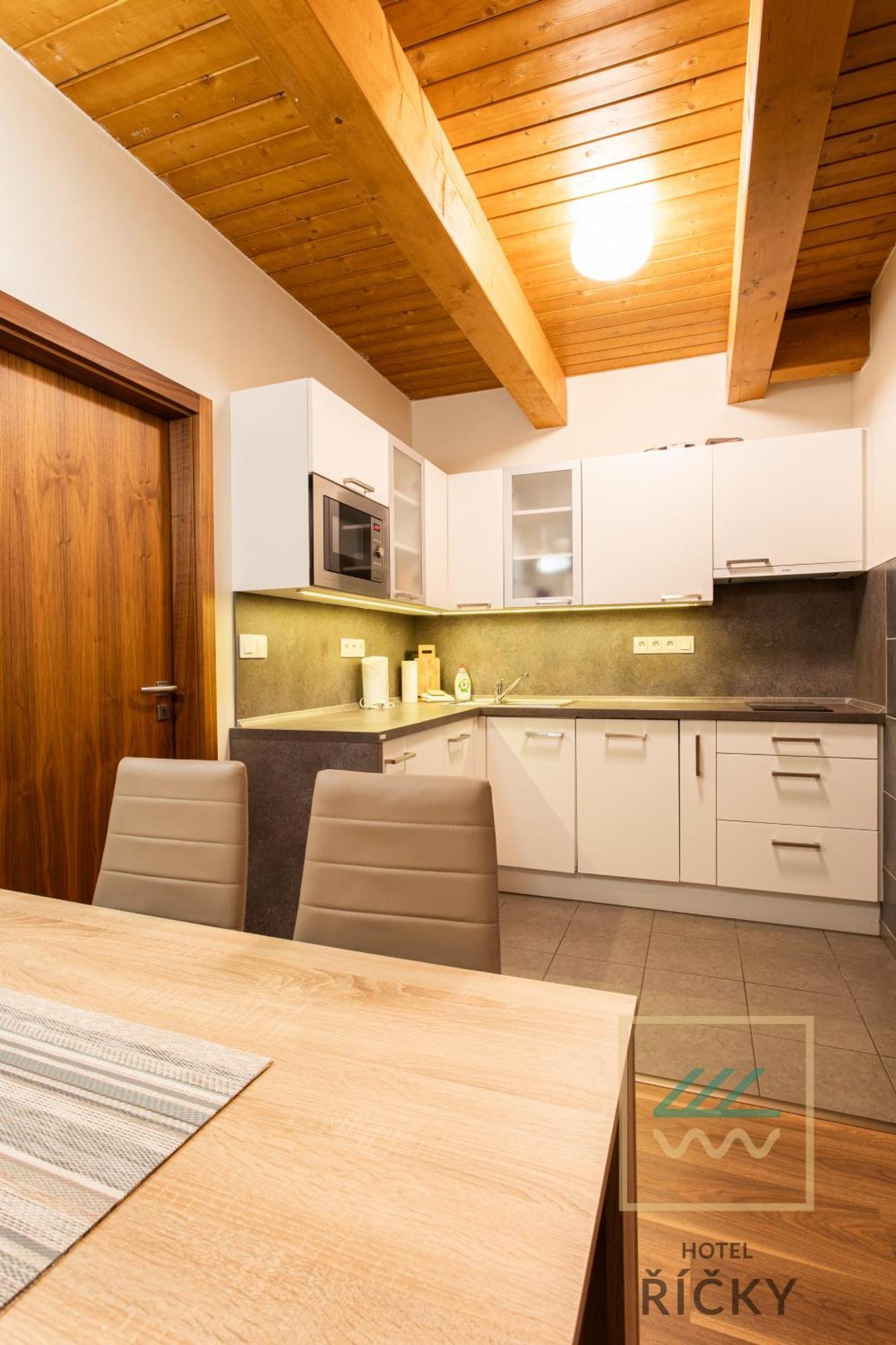 Apartmany Pod Zakletym - Hotel Ricky Екстериор снимка